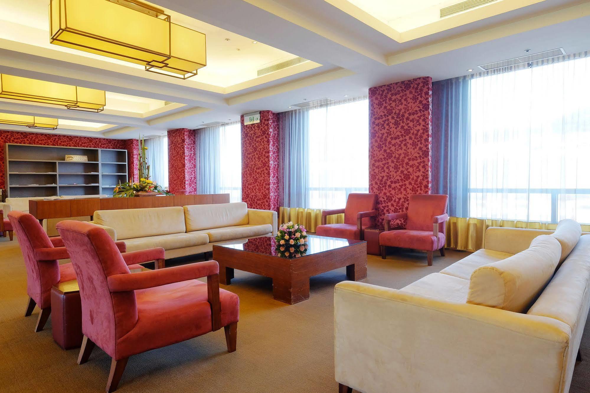 City Suites - Taoyuan Gateway Exteriör bild